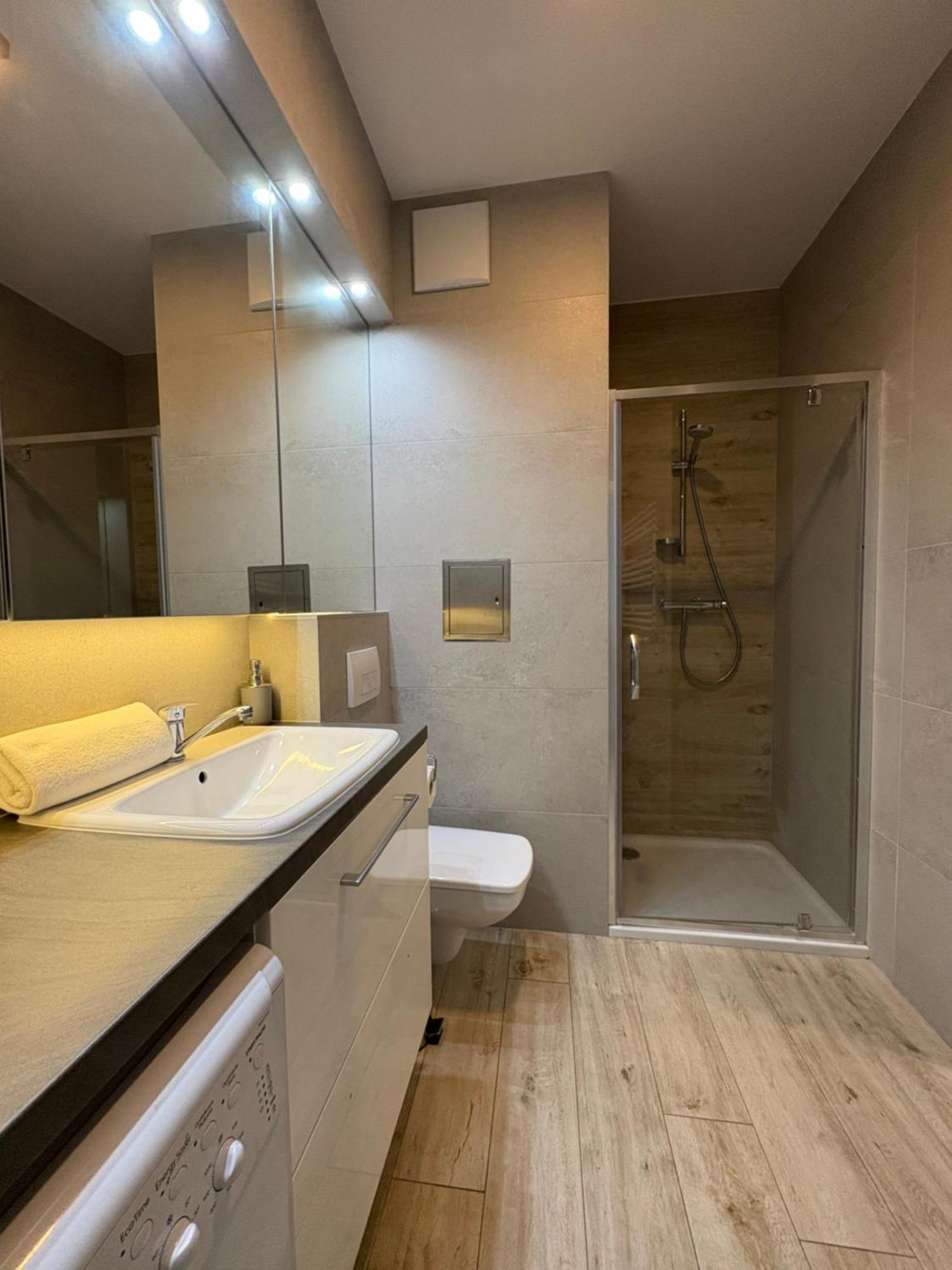 Apartamento Kurkowa 14 By The River - 900 Steps To Market Breslavia
