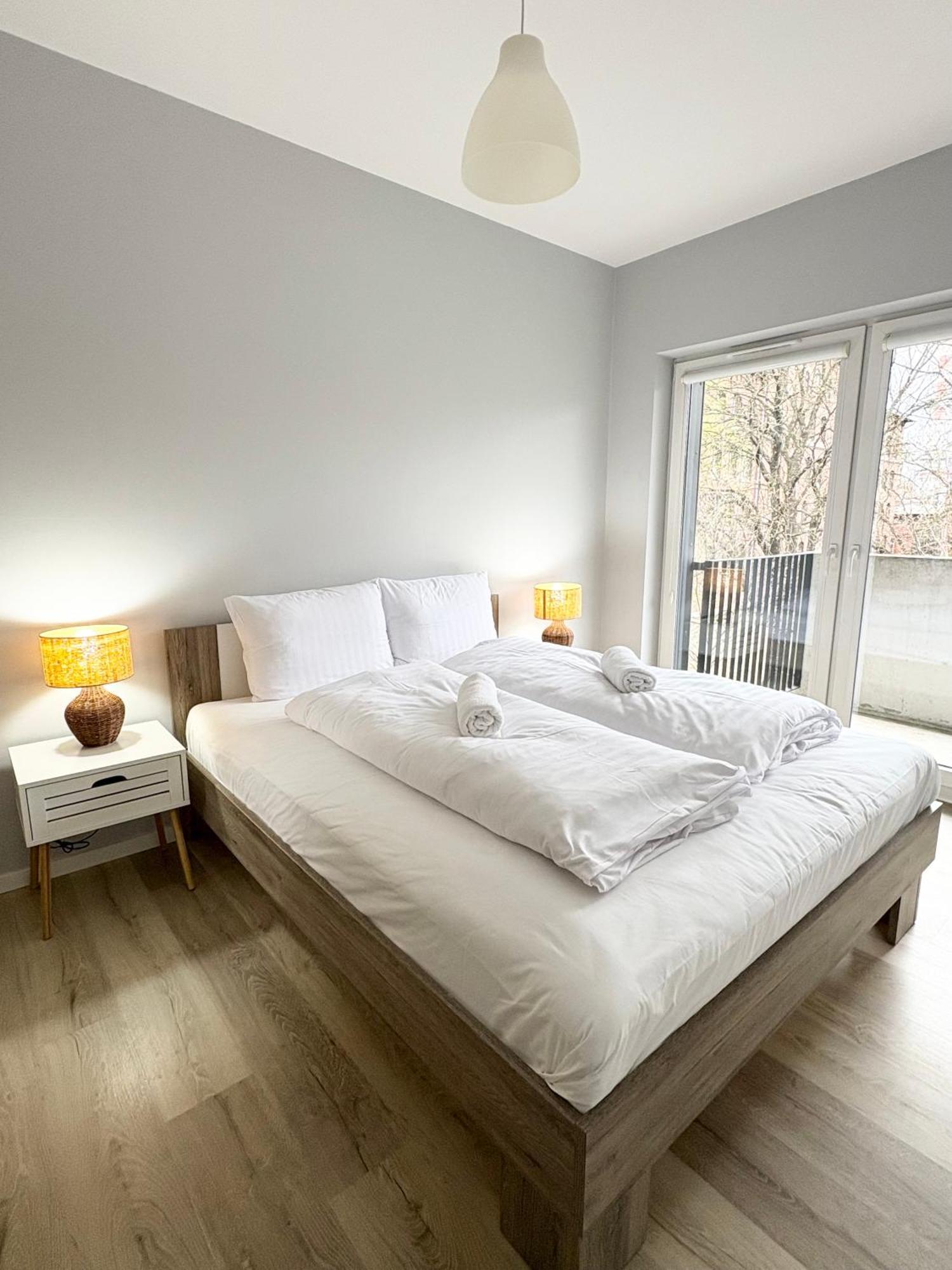 Apartamento Kurkowa 14 By The River - 900 Steps To Market *